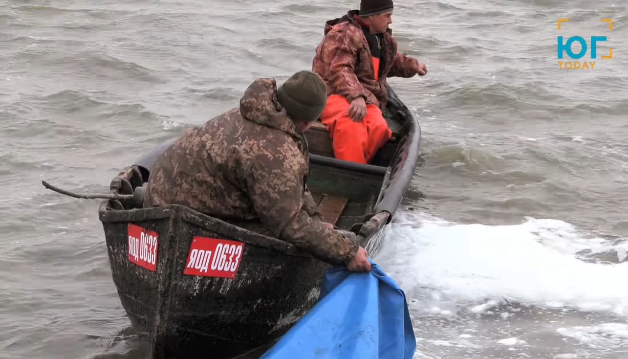 «Придунайская нива» зарыбляет озеро Катлабух