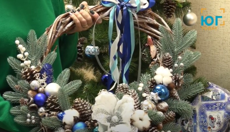 В «Гармонии» провели мастер-класс по изготовлению рождественского венка