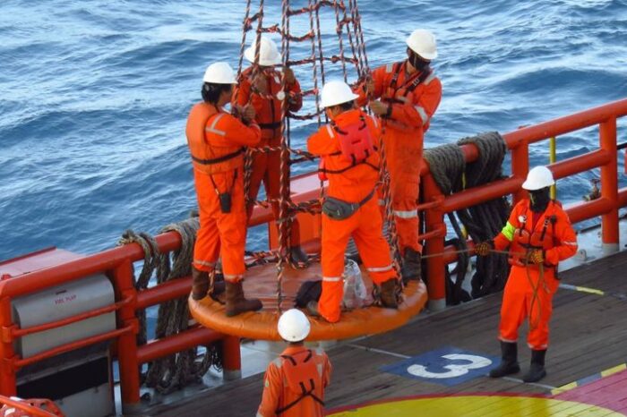 для украинских моряков