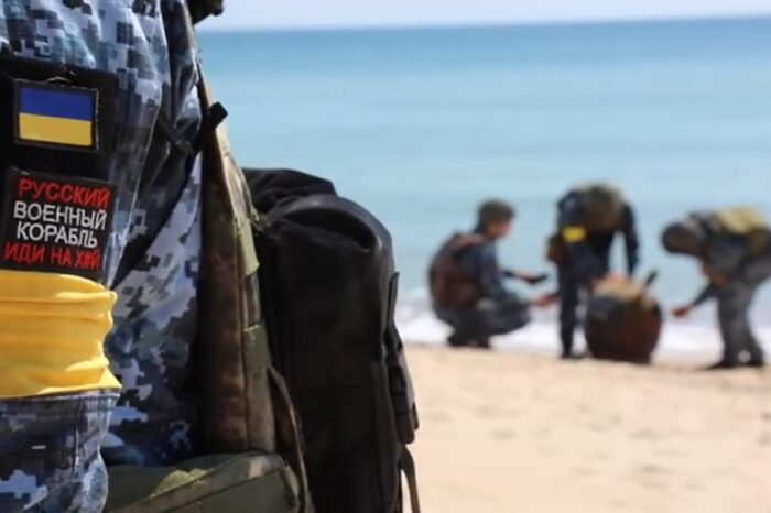 по позициям противника