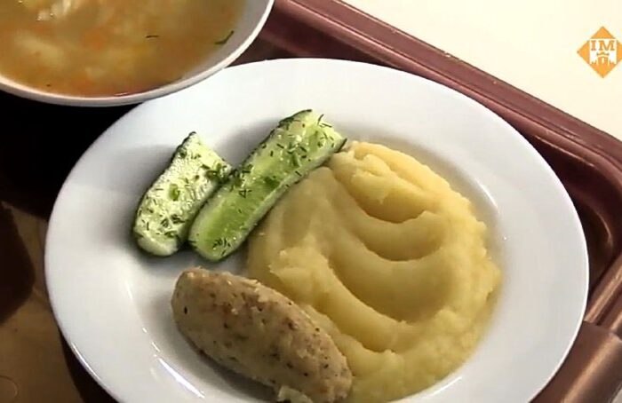 гарячими обідами